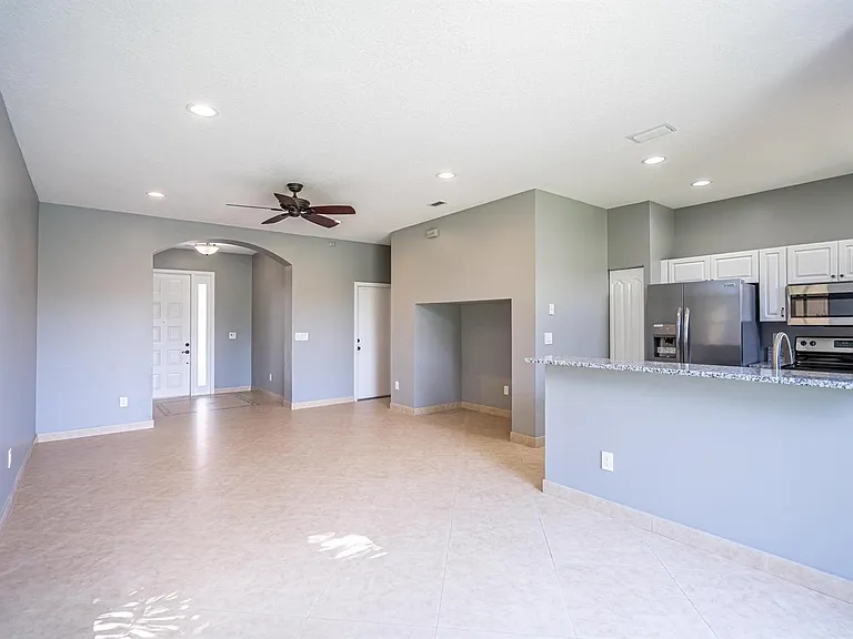 460 Rainbow Springs Ter — Photo 8
