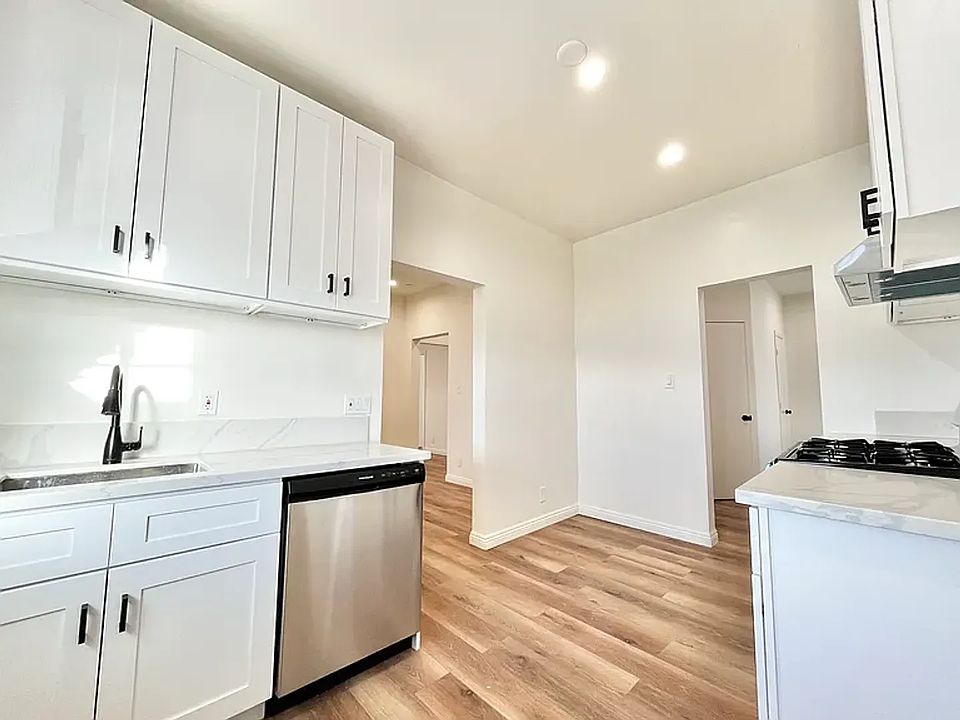 1st image of 1030-1032 Fairfax Ave #1034