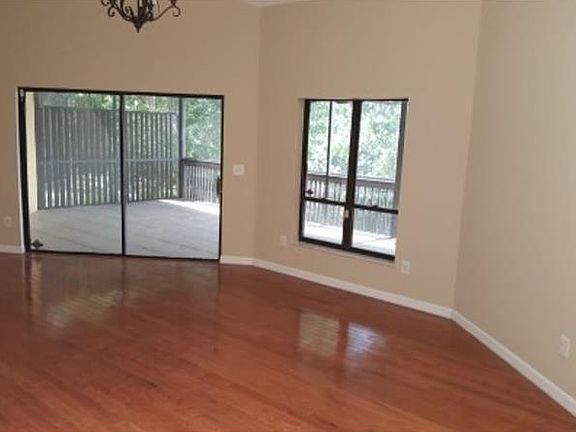 4th image of 13813 Mill Cove Cir