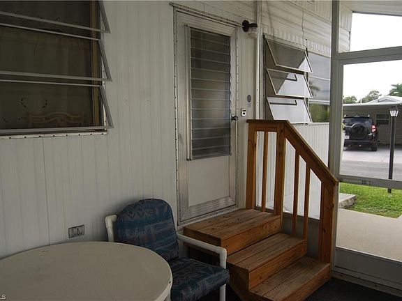 4th image of 20621 Garden Dr