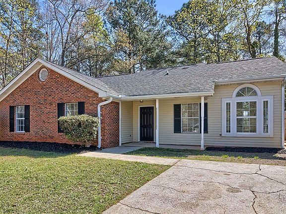 3rd image of 36 Saint Albans Rd