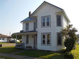 602 Chestnut St, Dresden, OH 43821