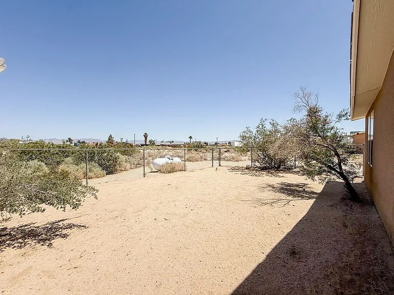 74804 Amboy Rd — Photo 24