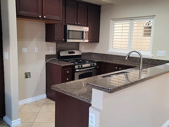 2nd image of 2042 Villa Del Lago Dr Unit A