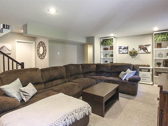 2nd image of 2621 Abraham Dr