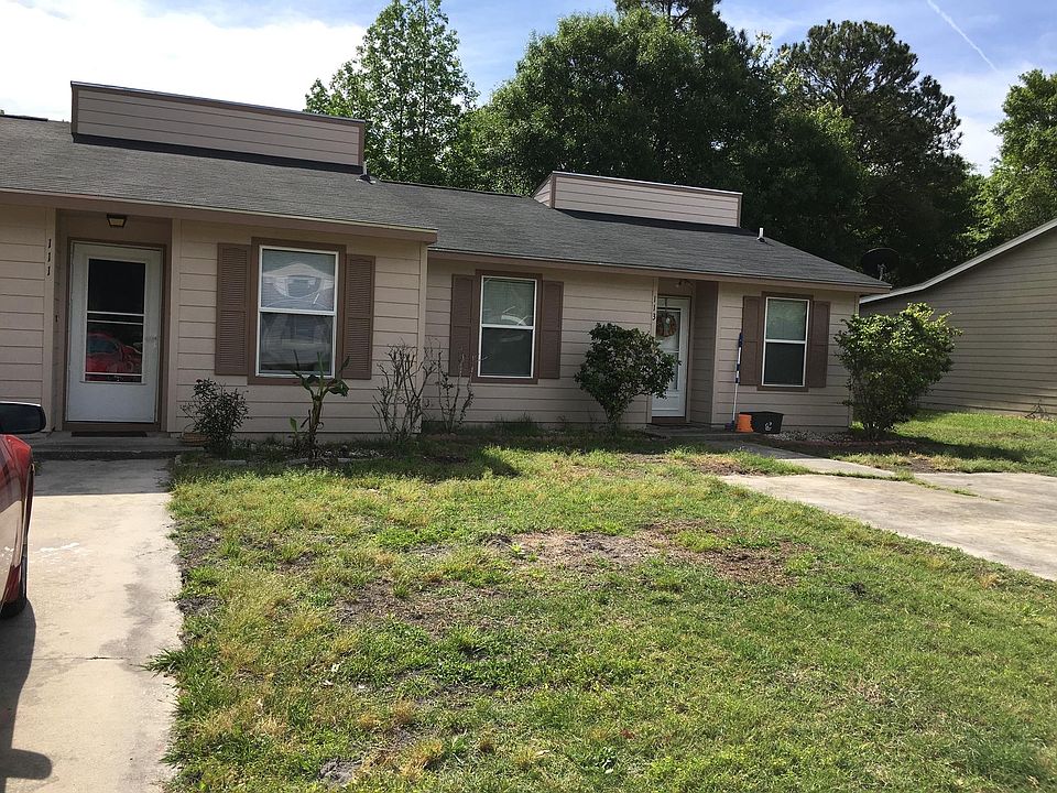 2nd image of 113 Admirals Walk Dr