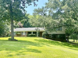 203 Edgewood Dr, Starkville, MS 39759