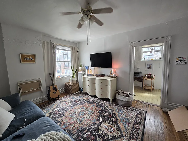 403 N Cleveland St — Photo 6