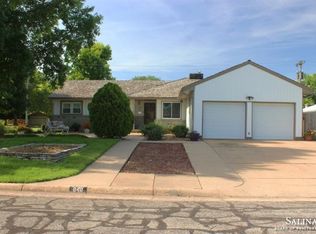 840 Millwood Dr, Salina, KS 67401