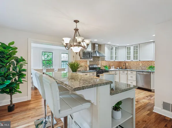 202 Terminal Ave, Glenside, PA 19038