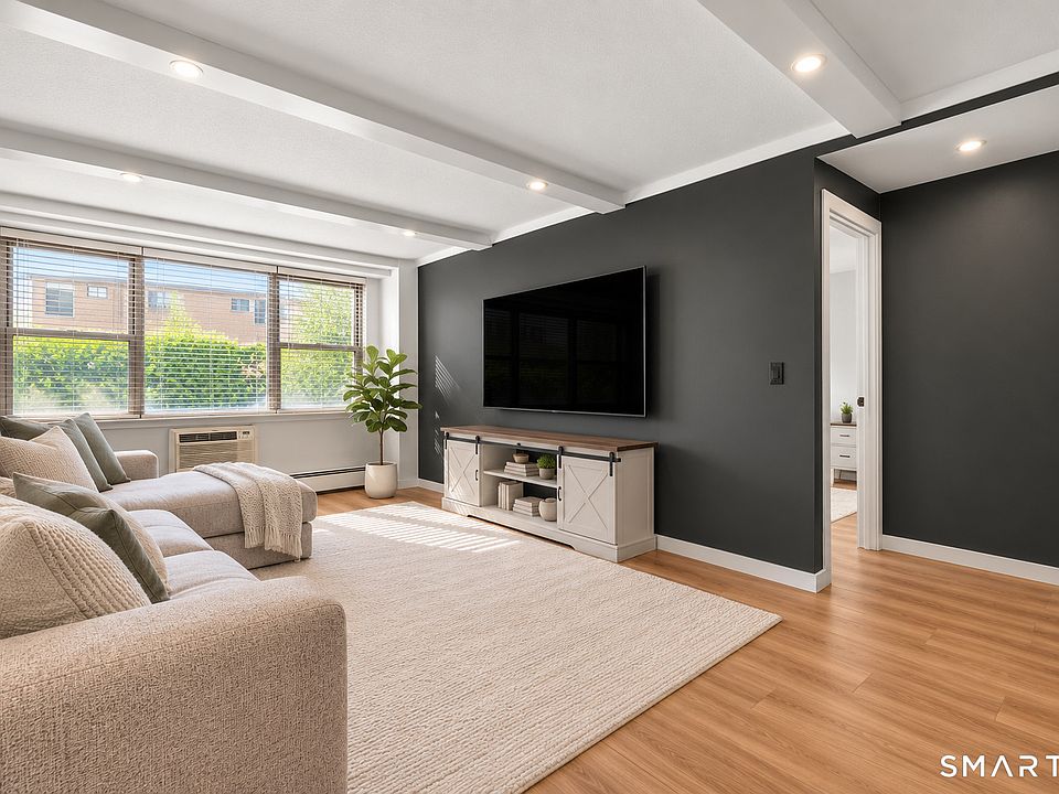 1st image of 65 Glenbrook Road #1E