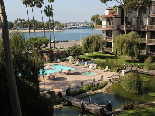 7329 Marina Pacifica Dr S, Long Beach, CA 90803