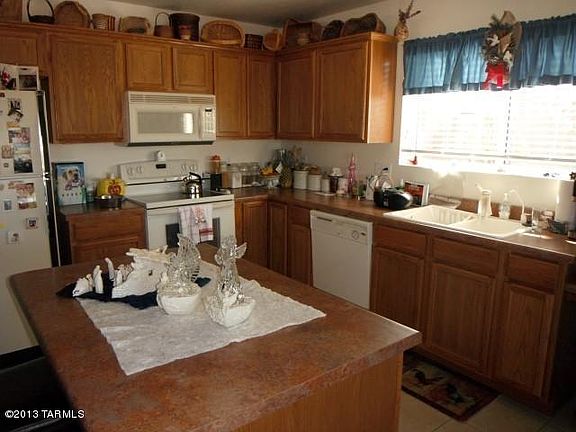 5th image of 1102 W Camino Hombre Viejo