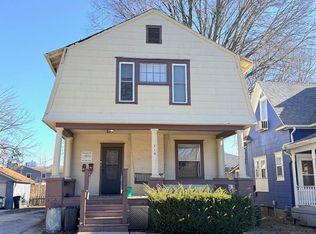 714 S State St #72947EB86, Champaign, IL 61820