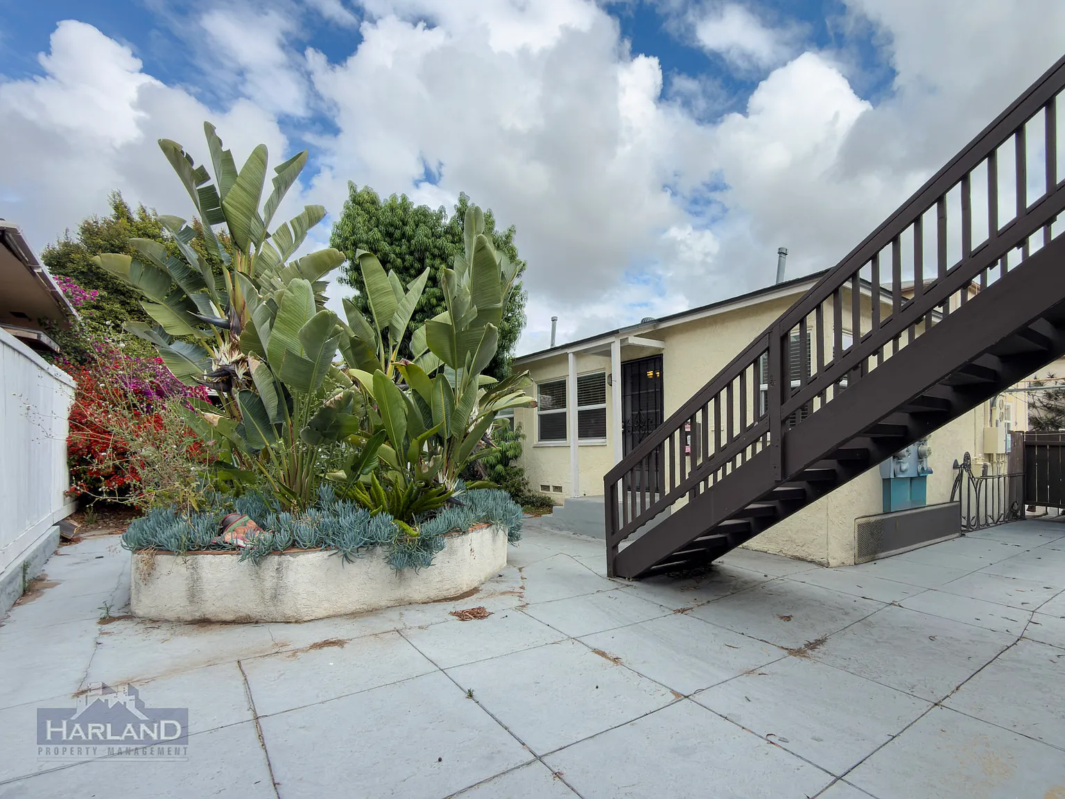 1 bed, 1.0 bath, 700 sqft, $1,950 — Photo 3