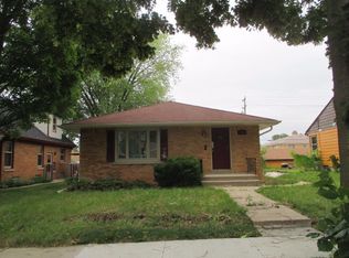 3760 N 77th St, Milwaukee, WI 53222