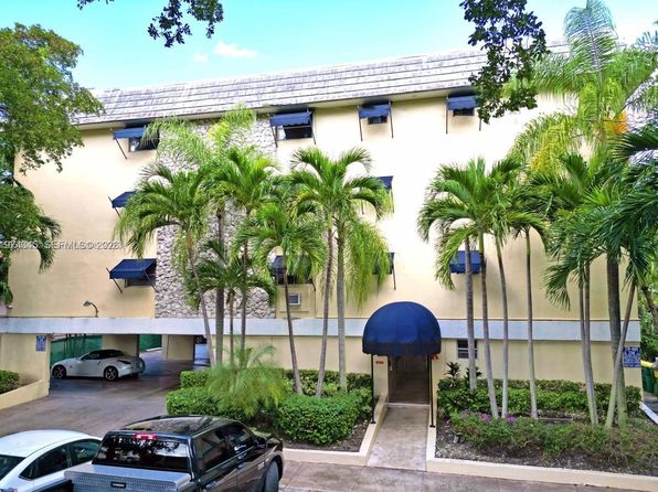 427 Santander Ave #55