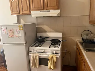 Rented by K & O Realty Associates Inc.