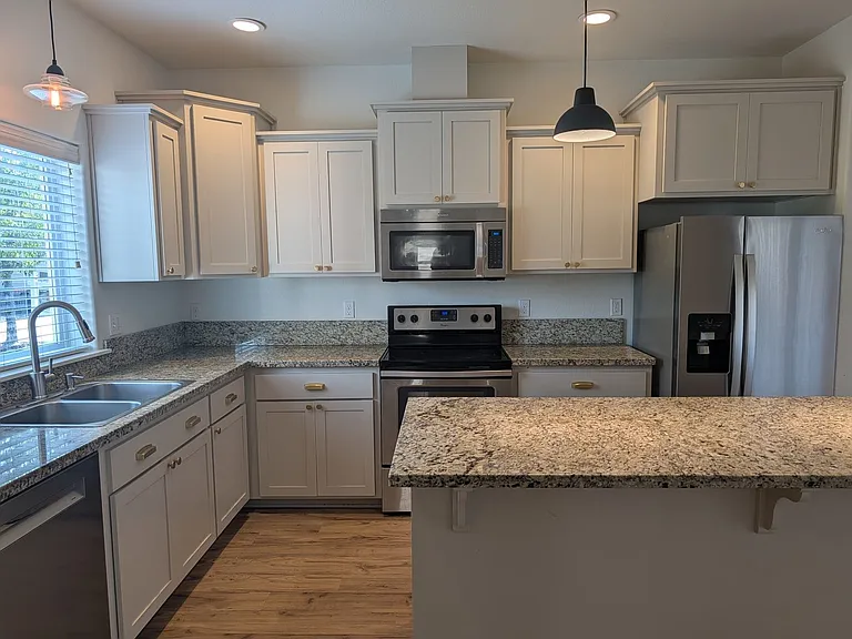 1500 Darlene Dr — Photo 3