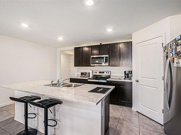 4th image of 4992 Fairways Ridge Point