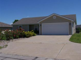 2728 Brookville Dr, Manhattan, KS 66502