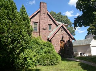 7 Peak Hill Rd, West Roxbury, MA 02132