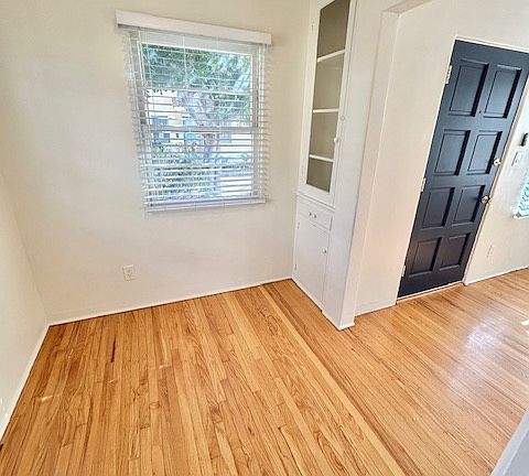 5th image of 4577 Park Blvd APT 9