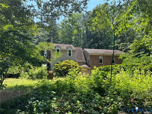 15489 Campbell Lake Rd, Doswell, VA 23047