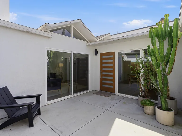 258 Walnut St — Photo 25