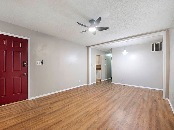 3rd image of 634 Lexington Ave #1
