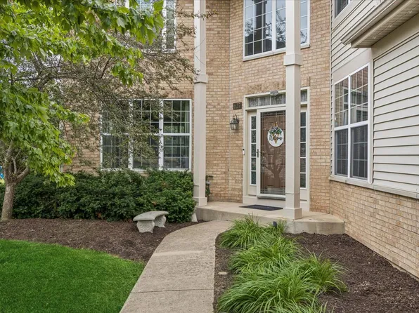 627 Mansfield Way, Oswego, IL 60543