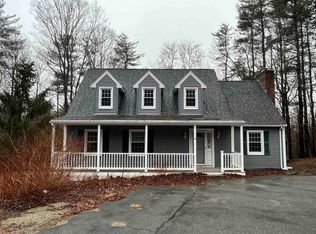 4 Goulds Hill Rd, Newton, NH 03858