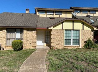247 Hood St, Cedar Hill, TX 75104