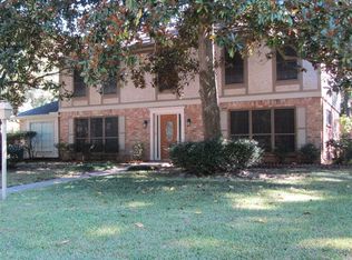 8203 Hollyleaf Dr, Spring, TX 77379