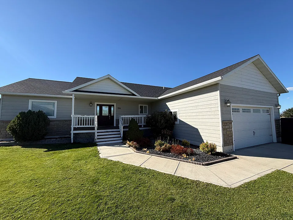 3144 Strom Dr