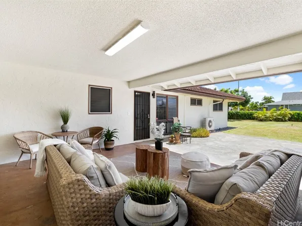 95-291 Kupuku Cir, Mililani, HI 96789