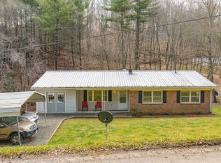 1851 Water Plant Rd, Hillsville, VA 24343