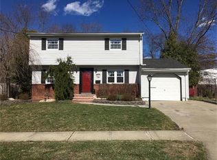 188 Cindy St, Old Bridge, NJ 08857