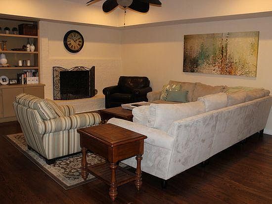 1st image of 3017 Hartwood Ct