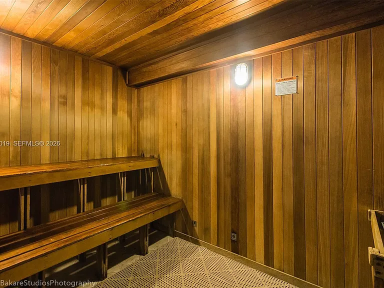 335 S Biscayne Blvd #802 — Photo 34