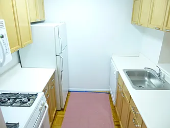 Rented by Siderow Residential Group