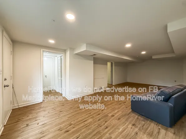 3400 Radnor Pl, Falls Church, VA 22042