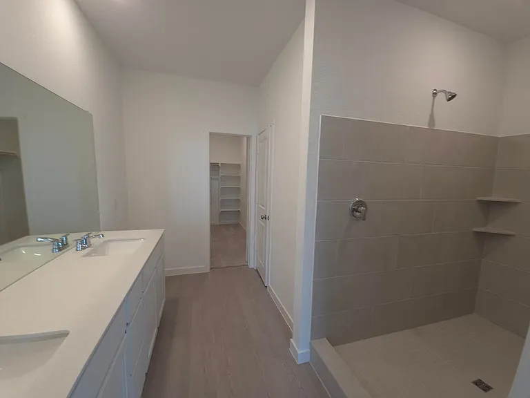 243 Juanita Way — Photo 13