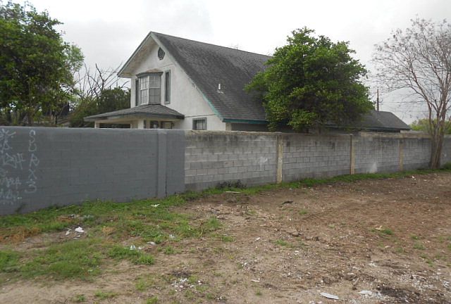2nd image of 2603 W Expressway 83