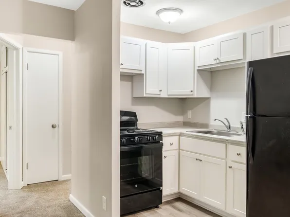 3140 S 48th St #6, Milwaukee, WI 53219