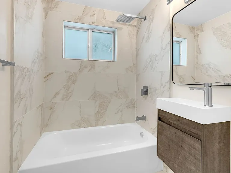 1101 Euclid Ave #10 — Photo 7