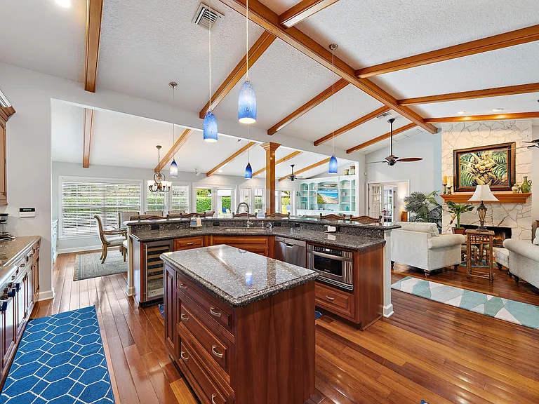 5751 Pennock Point Rd — Photo 23