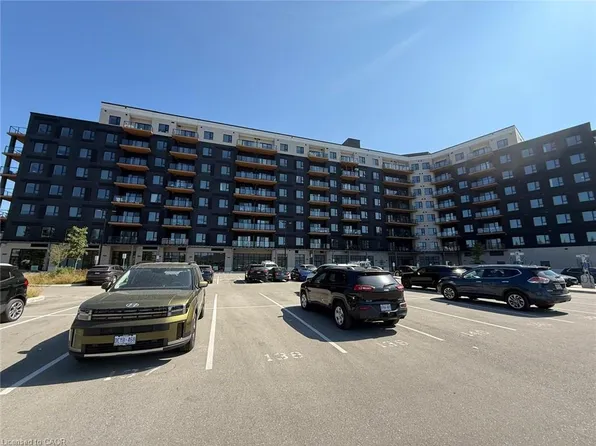 525 New Dundee Rd #221, Kitchener, ON N2P 0K8