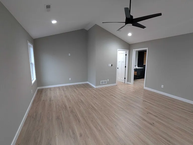 39 Red Oak Village Ct — Photo 12