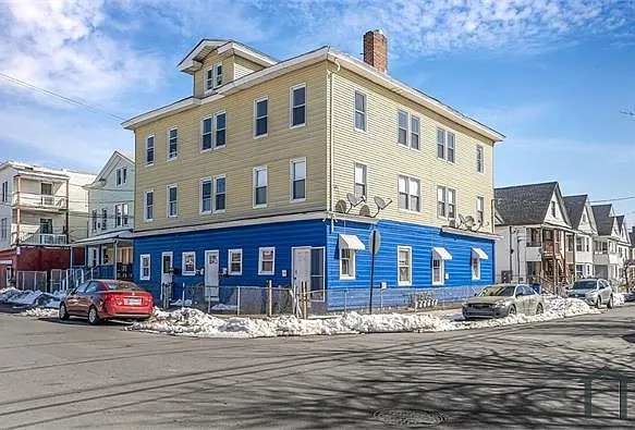 1220 Pembroke St #3R — Photo 10